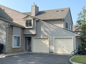 86 Teal Ct in Hightstown, NJ - Building Photo - Building Photo