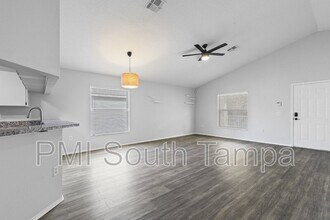 7515 S Westshore Blvd in Tampa, FL - Building Photo - Building Photo