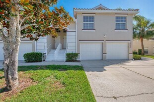 7170 Strand Cir in Bradenton, FL - Building Photo
