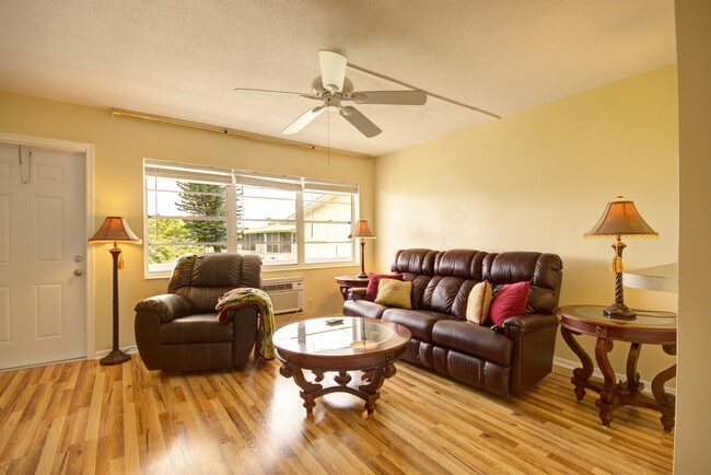 211 Easthampton I, Unit 211 in West Palm Beach, FL - Building Photo - Building Photo
