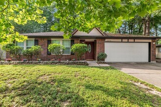 22038 Soft Pines Ct in Porter, TX - Building Photo - Building Photo