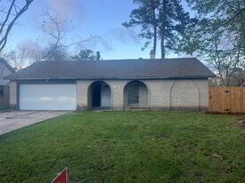 7015 Maple Fox Dr in Humble, TX - Building Photo