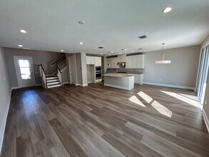 11352 Newtonian Blvd in Jacksonville, FL - Building Photo - Building Photo