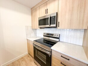 20983 Seton Way SE in Calgary, AB - Building Photo - Building Photo