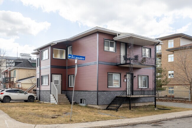 41 De Lanaudière St