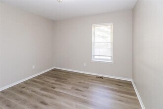 10408 Glascow Dr in Yukon, OK - Building Photo - Building Photo