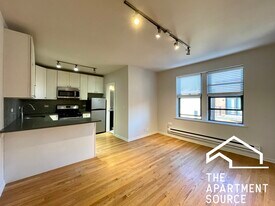 2834 W Palmer St in Chicago, IL - Building Photo