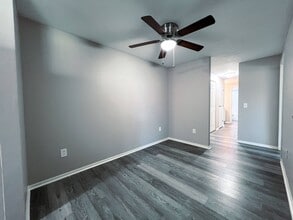 Stoney Creek Apartments in Ashland, OH - Foto de edificio - Building Photo