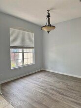 12255 Lake Fern Dr E in Jacksonville, FL - Building Photo - Building Photo