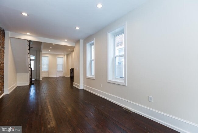 1320 E Columbia Ave in Philadelphia, PA - Building Photo - Building Photo