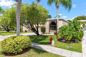6727 Palermo Way in Greenacres, FL - Building Photo - Building Photo
