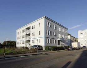 9-11 Surfside Rd in Lynn, MA - Building Photo - Building Photo