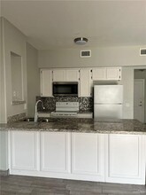 211 Baltic Ave in Edinburg, TX - Building Photo - Building Photo