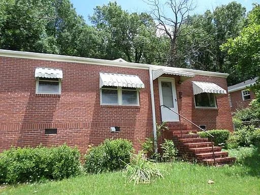 property at 5 Esquiline Dr