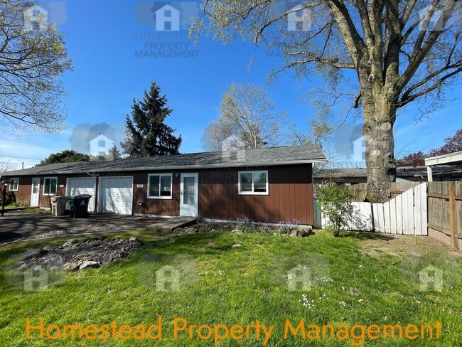 2448-2450 Sherman St SE in Albany, OR - Building Photo - Building Photo