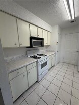 5601 Porsche Ln in Austin, TX - Building Photo