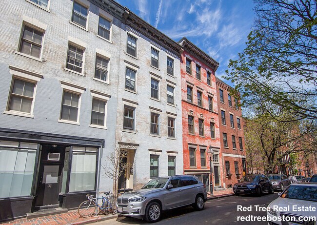 29 Phillips St, Unit 1 in Boston, MA - Building Photo - Building Photo