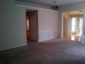 1810 Canoe Way in Carrollton, TX - Building Photo - Building Photo