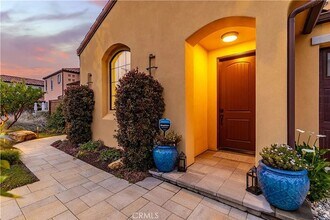 324 Tresana Ln in San Luis Obispo, CA - Building Photo - Building Photo