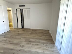 491 NW 42nd Ave in Plantation, FL - Building Photo - Building Photo