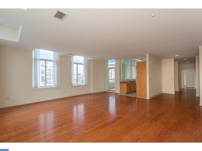 23 S 23rd St, Unit 6C in Philadelphia, PA - Foto de edificio - Building Photo