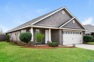 134 Gardengate Dr in Harvest, AL - Building Photo - Building Photo