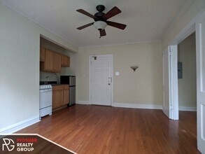 4542 N Damen Ave, Unit #4546-307 in Chicago, IL - Building Photo - Building Photo