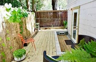 21 Arenta St in St. Augustine, FL - Building Photo