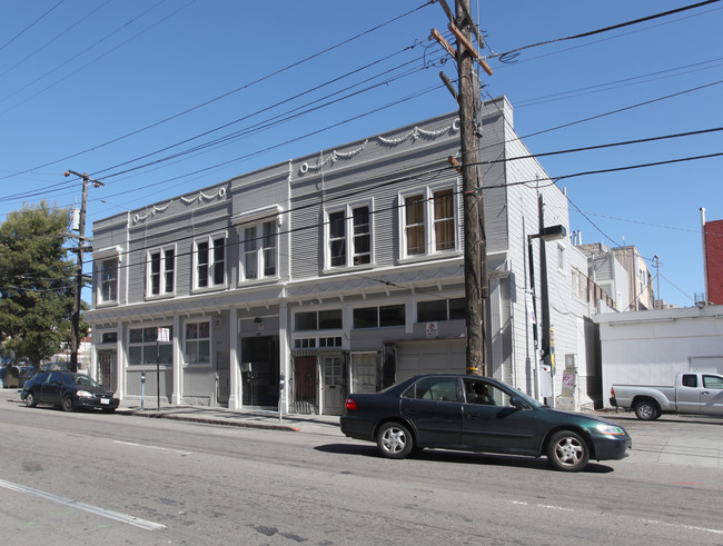 320 14th Street in San Francisco, CA - Foto de edificio - Building Photo