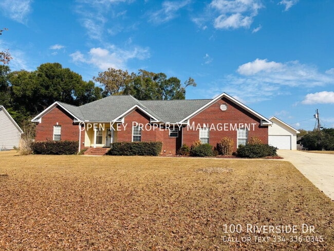 100 Riverside Dr in Dothan, AL - Building Photo - Building Photo