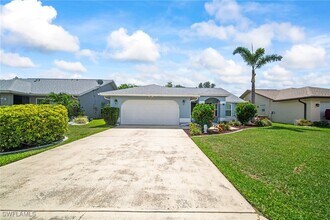 13230 Heather Ridge Loop in Ft. Myers, FL - Building Photo - Building Photo