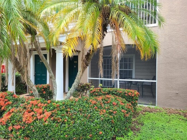 8932 Manor Loop, Unit 106 in Lakewood Ranch, FL - Building Photo - Building Photo