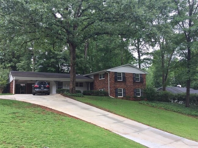 property at 274 Land O Lakes Ct NE