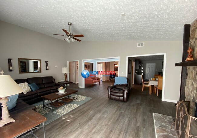 4475 Springfield Dr in Norcross, GA - Building Photo - Building Photo