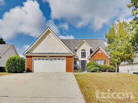 130 Kyle Way in Carrollton, GA - Building Photo