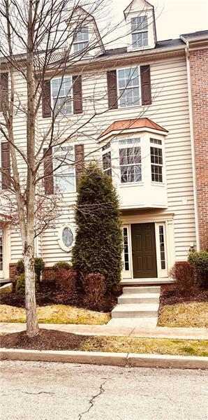 204 Hounslow Rd in Cranberry Township, PA - Building Photo - Building Photo