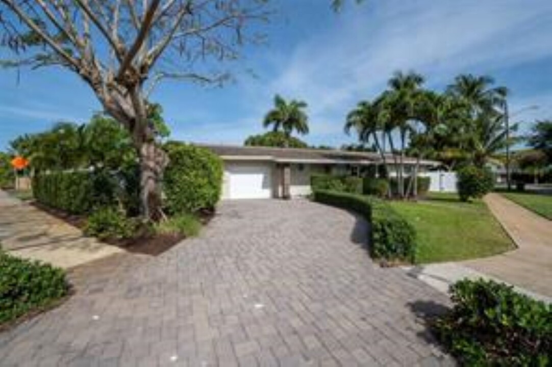 721 NW 29th Ct in Wilton Manors, FL - Foto de edificio