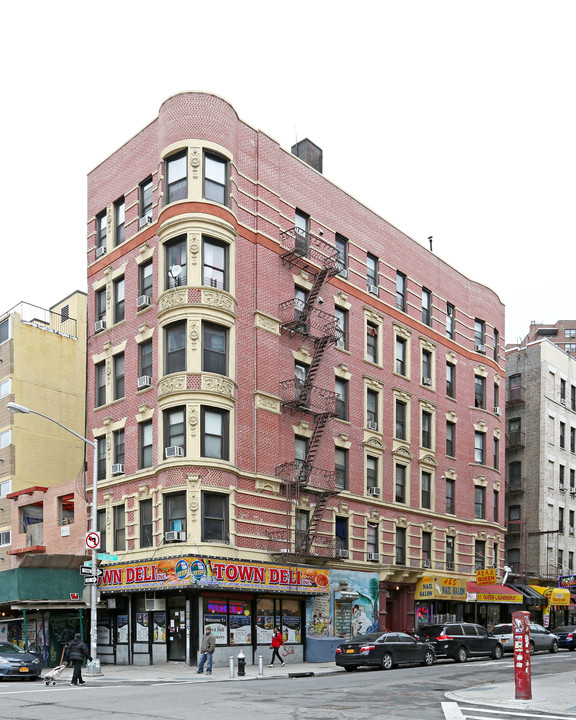 207 Clinton St in New York, NY - Building Photo