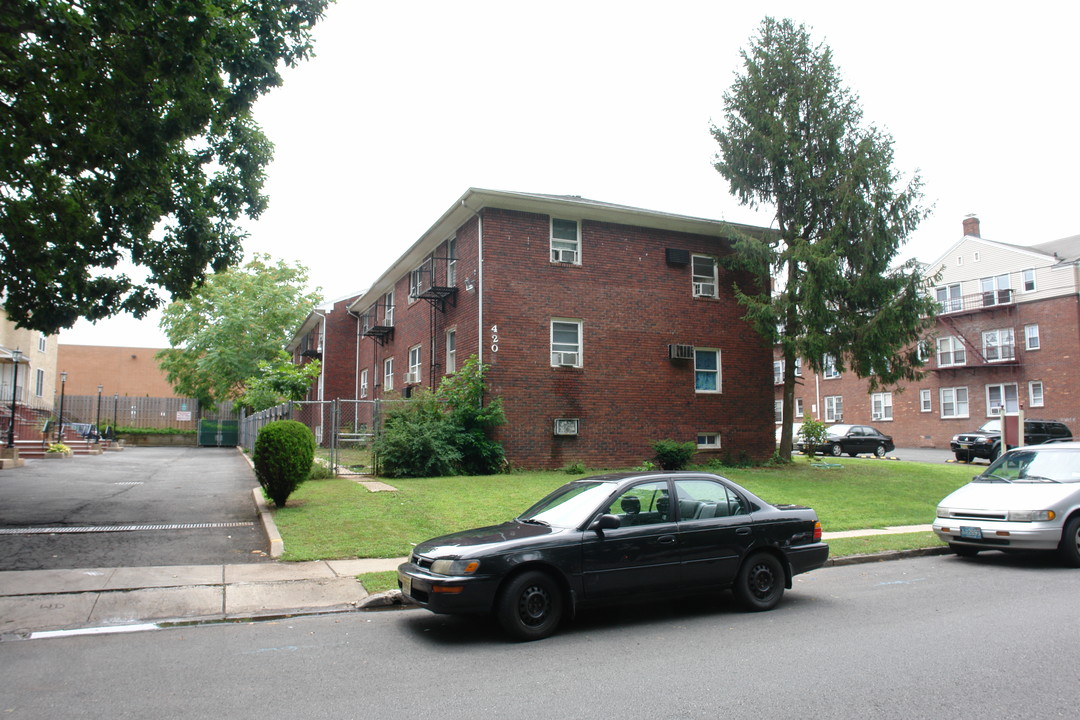 412-420 Vine St in Elizabeth, NJ - Building Photo