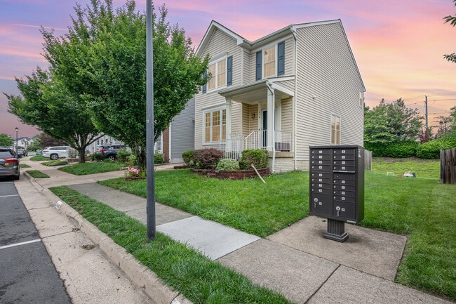 property at 314 Ebaugh Dr SE