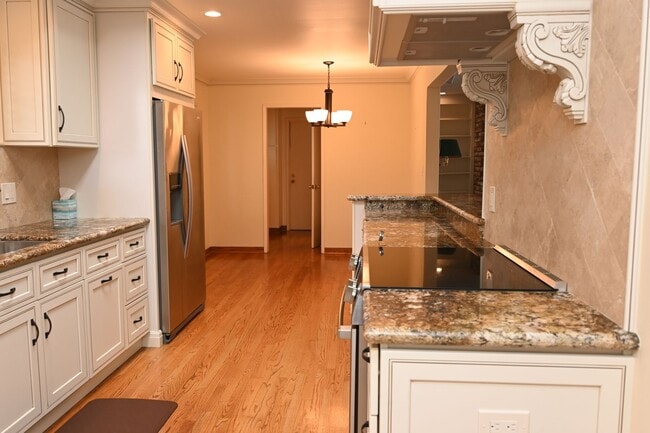 1820 Nomark Ct in San Jose, CA - Building Photo - Building Photo