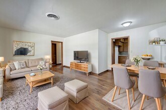 5405 Nina Lee Ln in Houston, TX - Building Photo - Building Photo