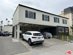 517 S Kenmore Ave in Los Angeles, CA - Building Photo - Building Photo
