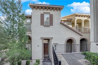 41 Via Verso Lago in Henderson, NV - Building Photo - Building Photo