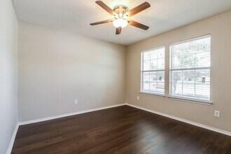 2712 Tranquil Way in Dallas, TX - Building Photo - Building Photo