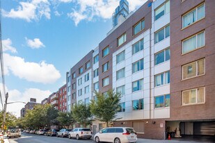 The Pointe in Flushing, NY - Building Photo