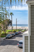 53 15th St in Hermosa Beach, CA - Building Photo - Building Photo