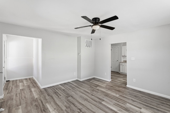 851 S Millwood Ave, Unit Unit 1 in Wichita, KS - Building Photo - Building Photo