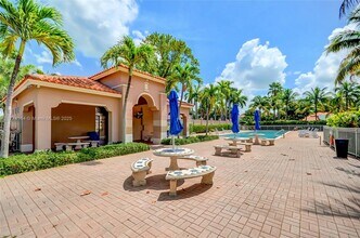 6740 NW 114th Ave in Doral, FL - Building Photo - Building Photo