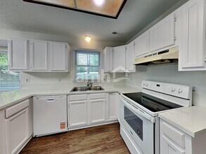 2601 Briar Ridge Dr in Charlotte, NC - Building Photo - Building Photo